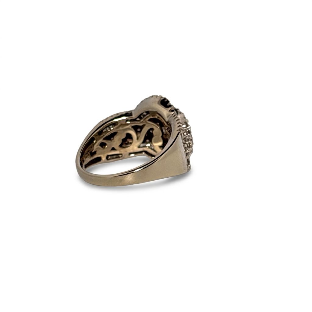 Diamonds Head, Cluster Solitaire Ring, Natural Diamonds(1.35 CTW) GH/SI1, 10K White Gold, 7.4 Gram Total Weight