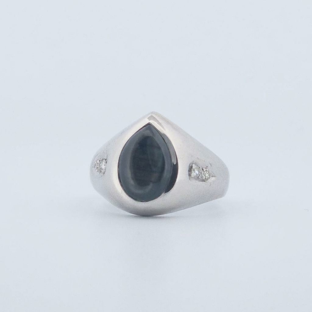 Pear Shape Labradorite and Natural Diamonds (G/SI1 0.1CTW), 14K White Gold