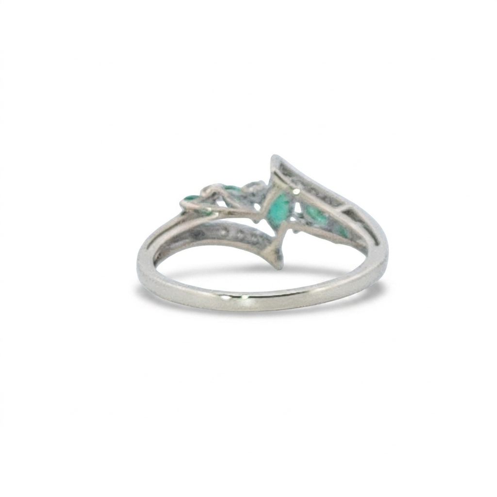 Natural Diamonds (0.12 CTW) with Natural Emeralds Designer Ring, Size 7, 14K White Gold