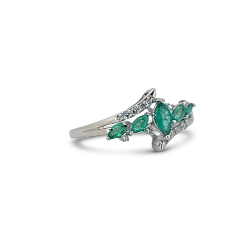 Natural Diamonds (0.12 CTW) with Natural Emeralds Designer Ring, Size 7, 14K White Gold