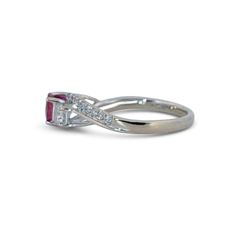 Brilliant Diamond Cut, Round Shape, Madagascar Ruby(0.35CT, 5mm), Mounted at 14K White Gold Ring with Natural Diamonds (0.60 CTW). Size 7