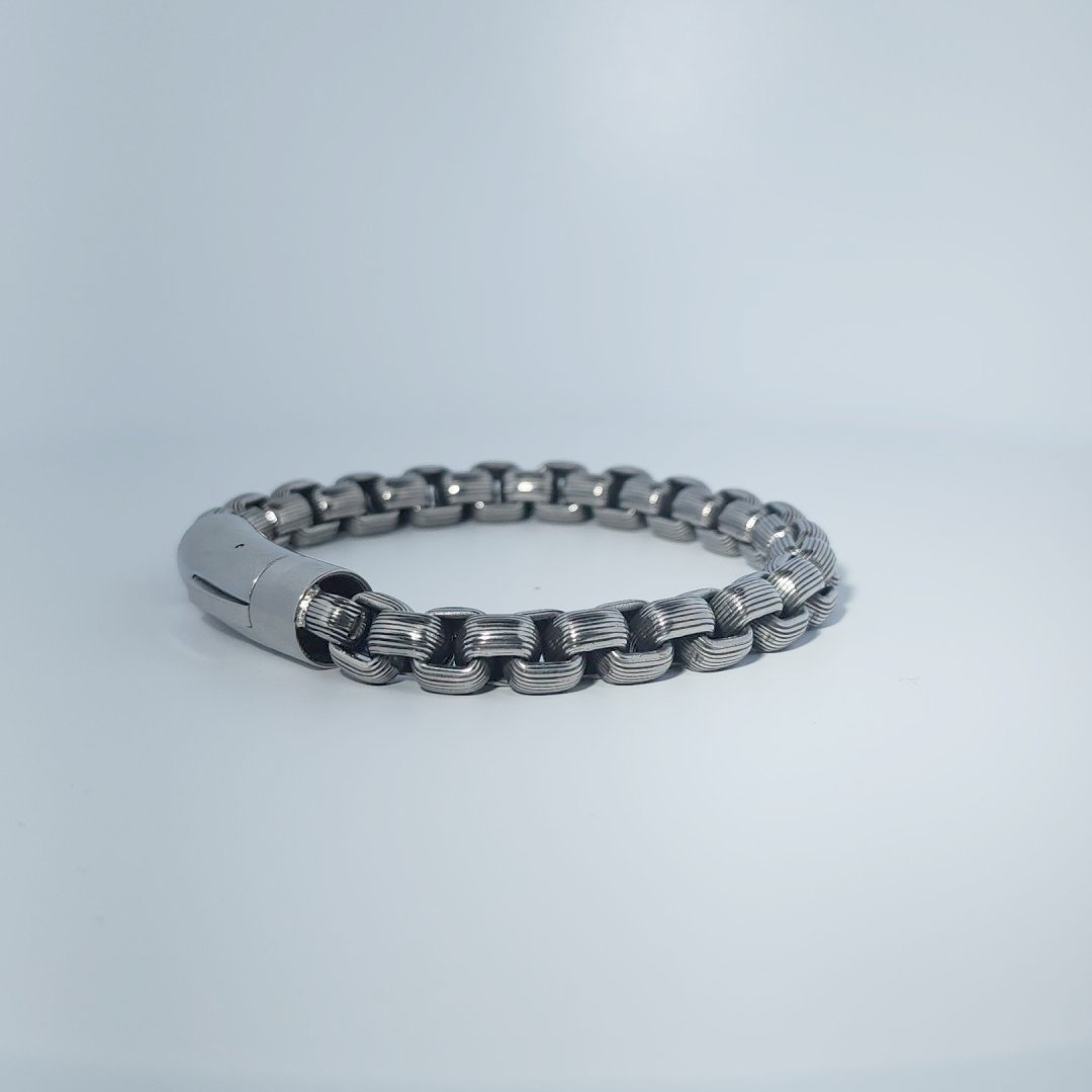 Unisex Stainless Steel Bracelet, 35.211g, linked chain design with polished clasp.