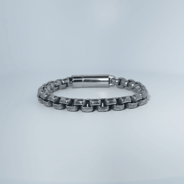 Unisex Stainless Steel Bracelet, 35.211g, linked chain design with polished clasp.
