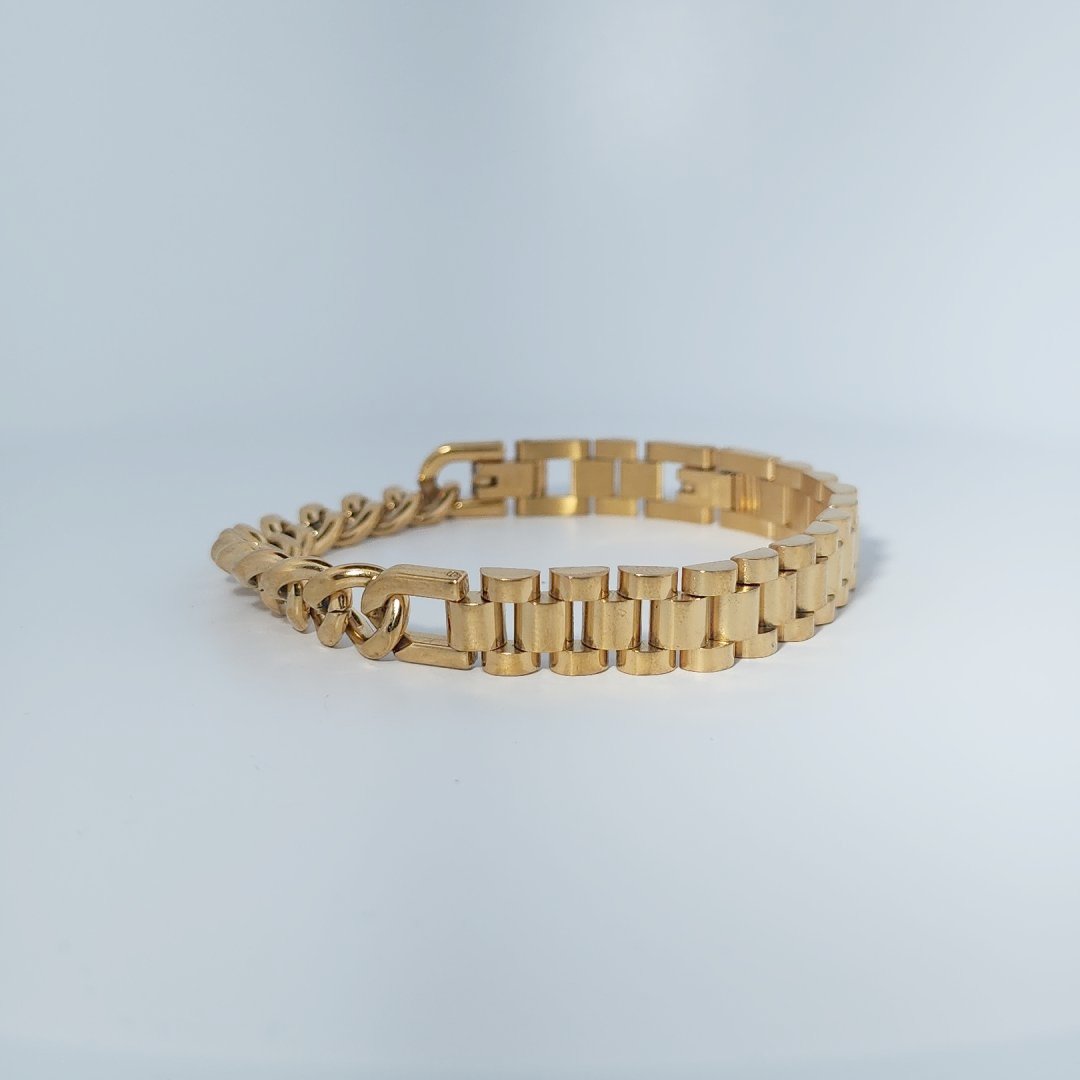Unisex Bracelet, Stainless Steel with 14K Yellow Gold Plating, linked chain design.