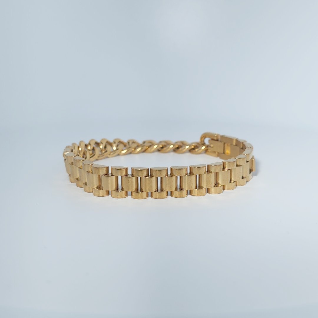 Unisex Bracelet, Stainless Steel with 14K Yellow Gold Plating, linked chain design.