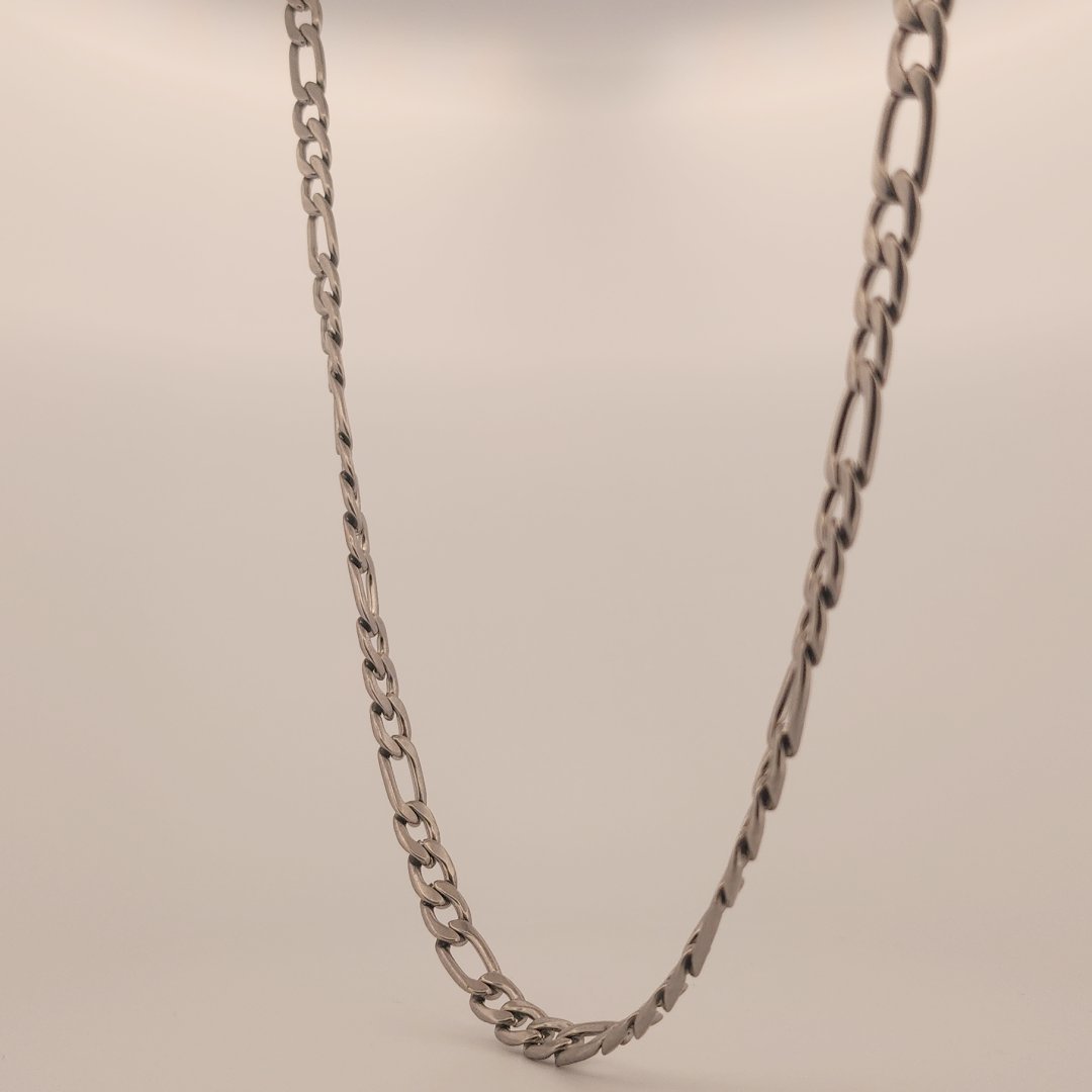Figaro 7.5 mm Chain, 30Inches, Stainless Steel.