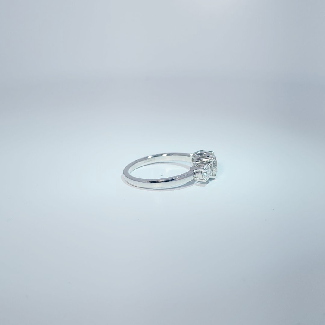 14KW 3 STONE RING 1.59CTTW # NC
