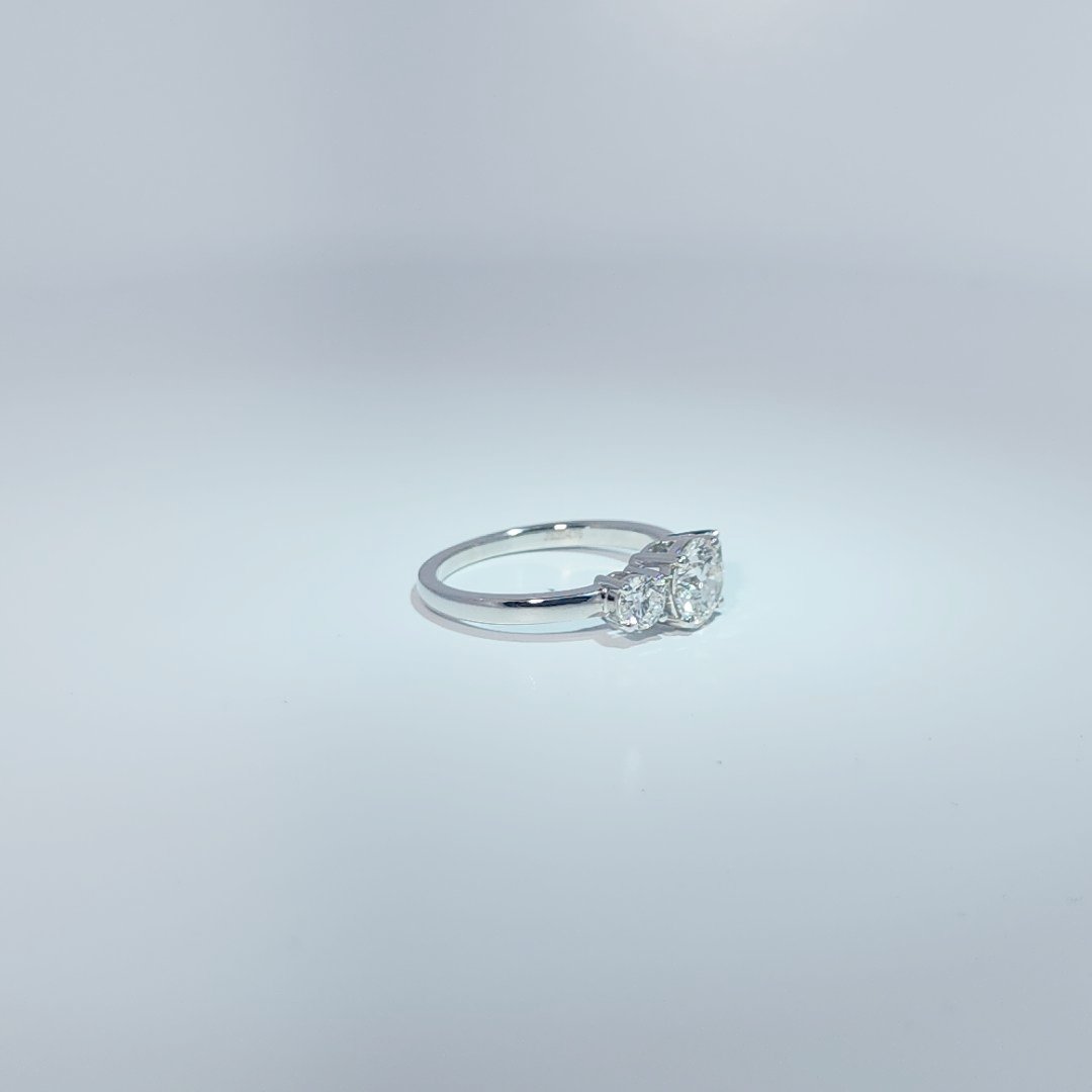 14KW 3 STONE RING 1.59CTTW # NC