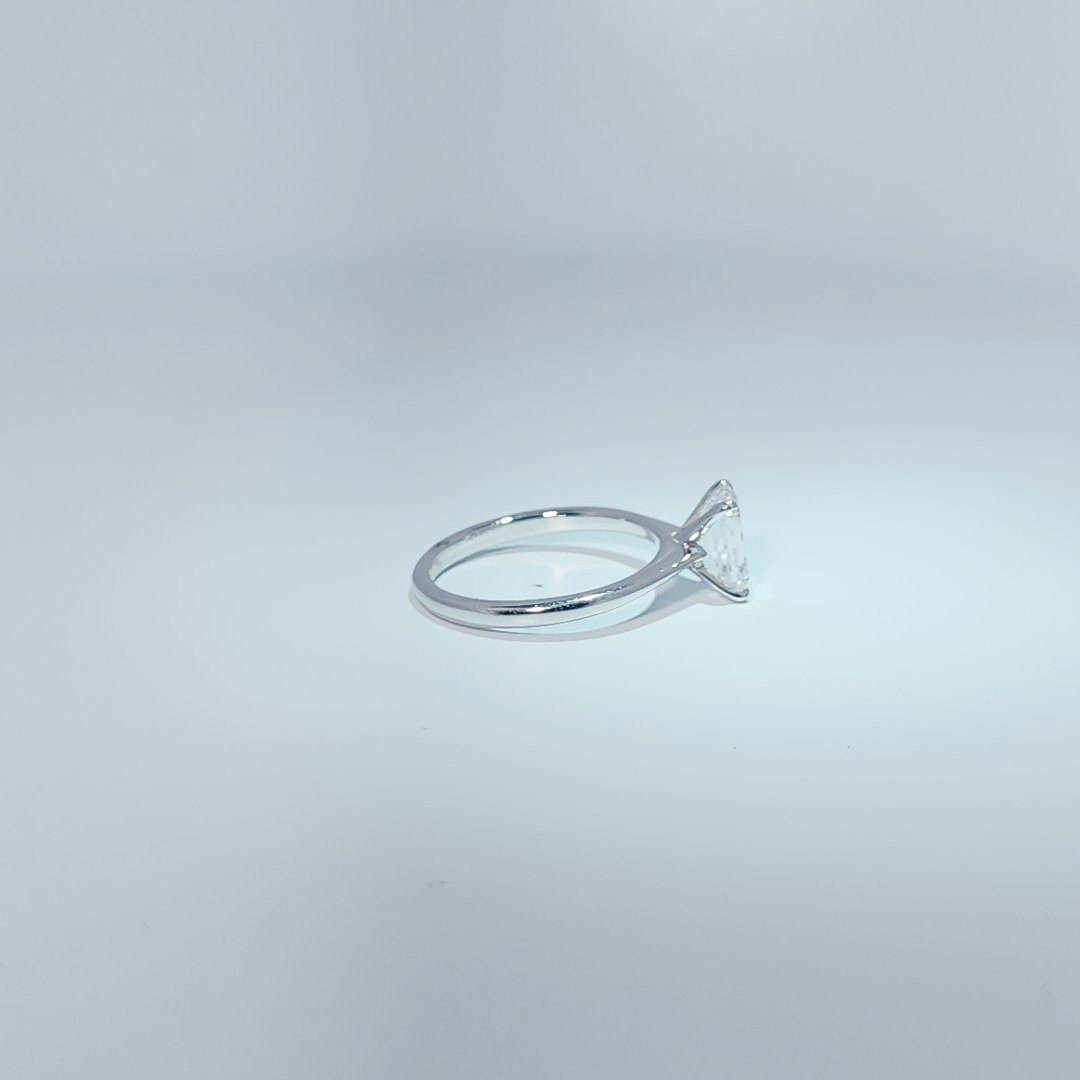 14K White Gold Engagement Ring, set with Lab Grown Diamond (1.53ct total), 2.59g, Size 7.