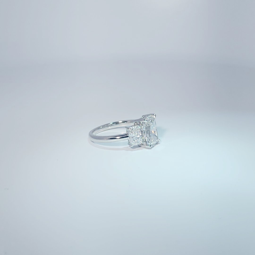14K White Gold Engagement Ring, set with 3 Lab Grown Diamonds (3.16ct total), 2.82g, Size 7.