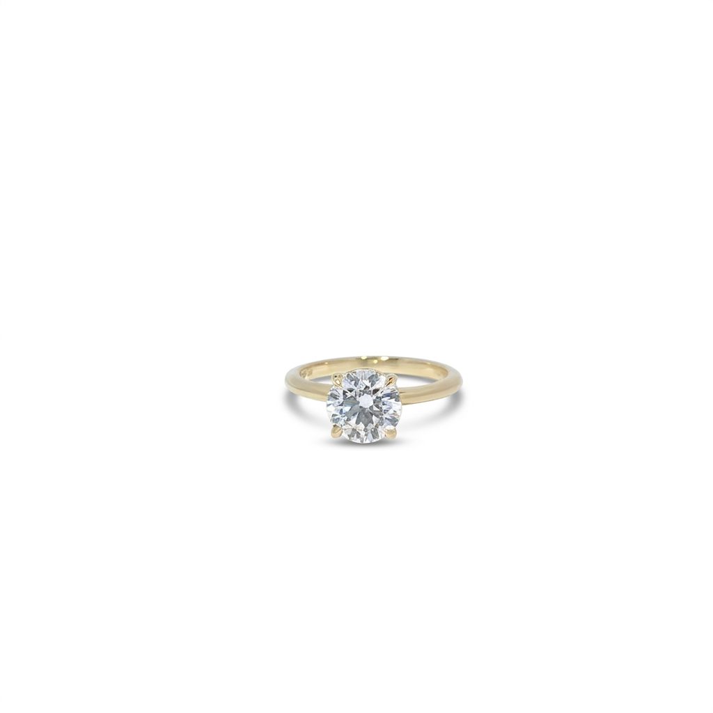 14K Yellow Gold Engagement Ring, set with 1 Lab Grown Diamond (2.03ct), 2.94g, Size 7.