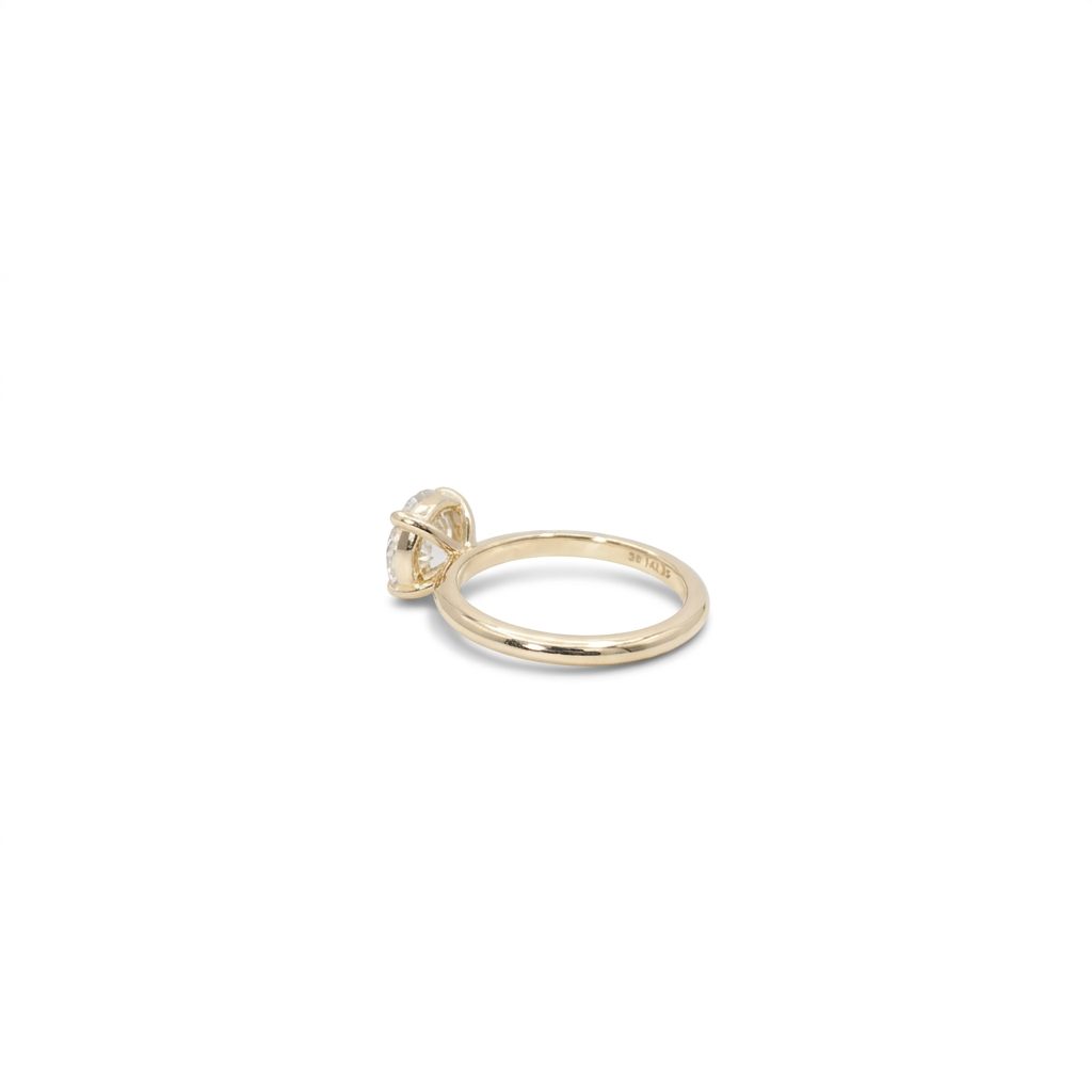 14K Yellow Gold Engagement Ring, set with 1 Lab Grown Diamond (2.03ct), 2.94g, Size 7.