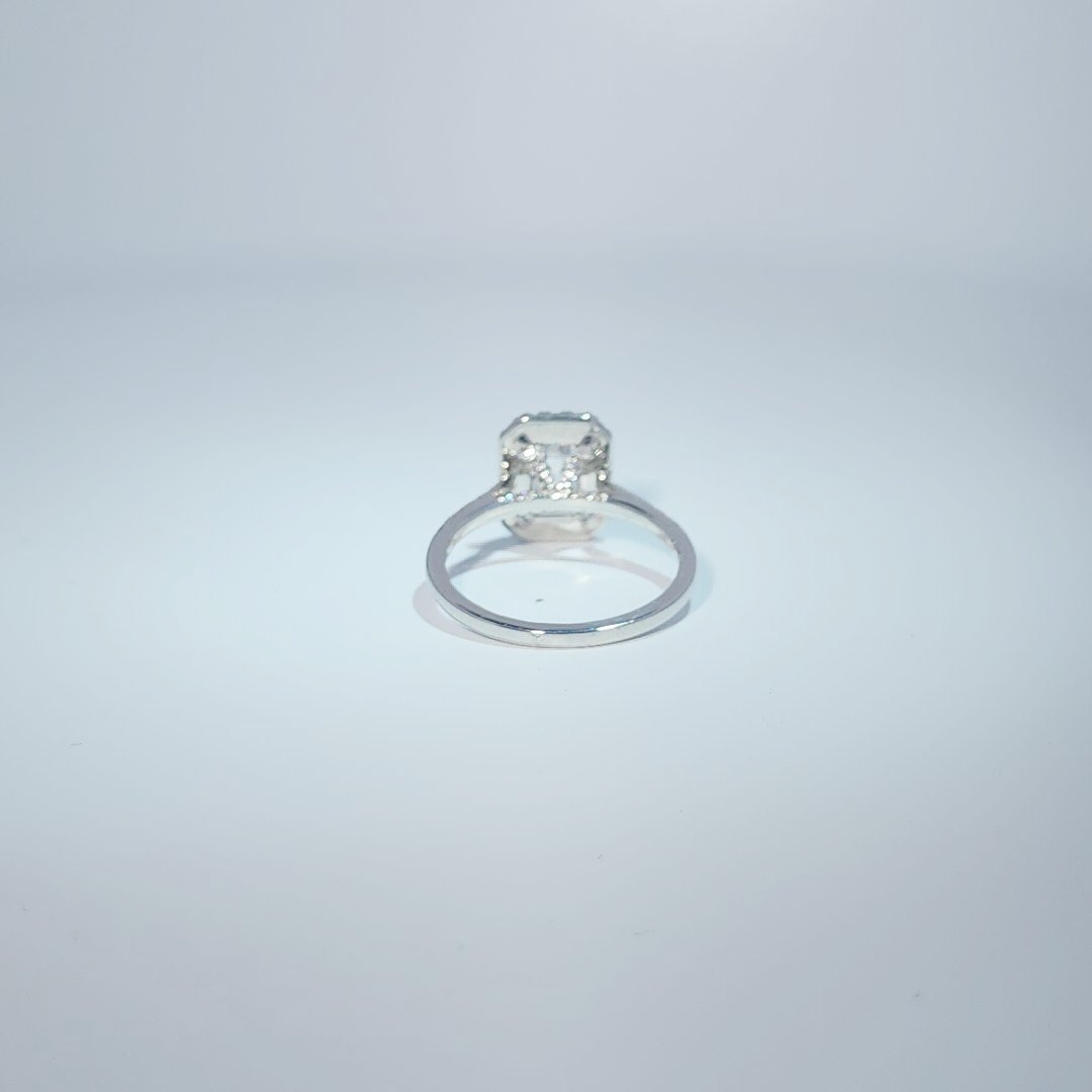 14K White Gold Engagement Ring, set with 1 Lab Grown Diamond (2.55ct), 2.66g, Size 7.