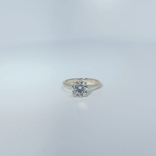 14K Yellow Gold Engagement Ring, set with 1 Lab Grown Diamond (2.1ct), 3.43g, Size 7.