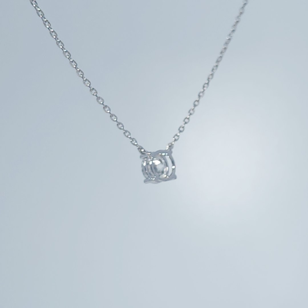 14K White Gold Necklace, set with 1 Lab Grown Diamond (1.06ct), 2.17g.