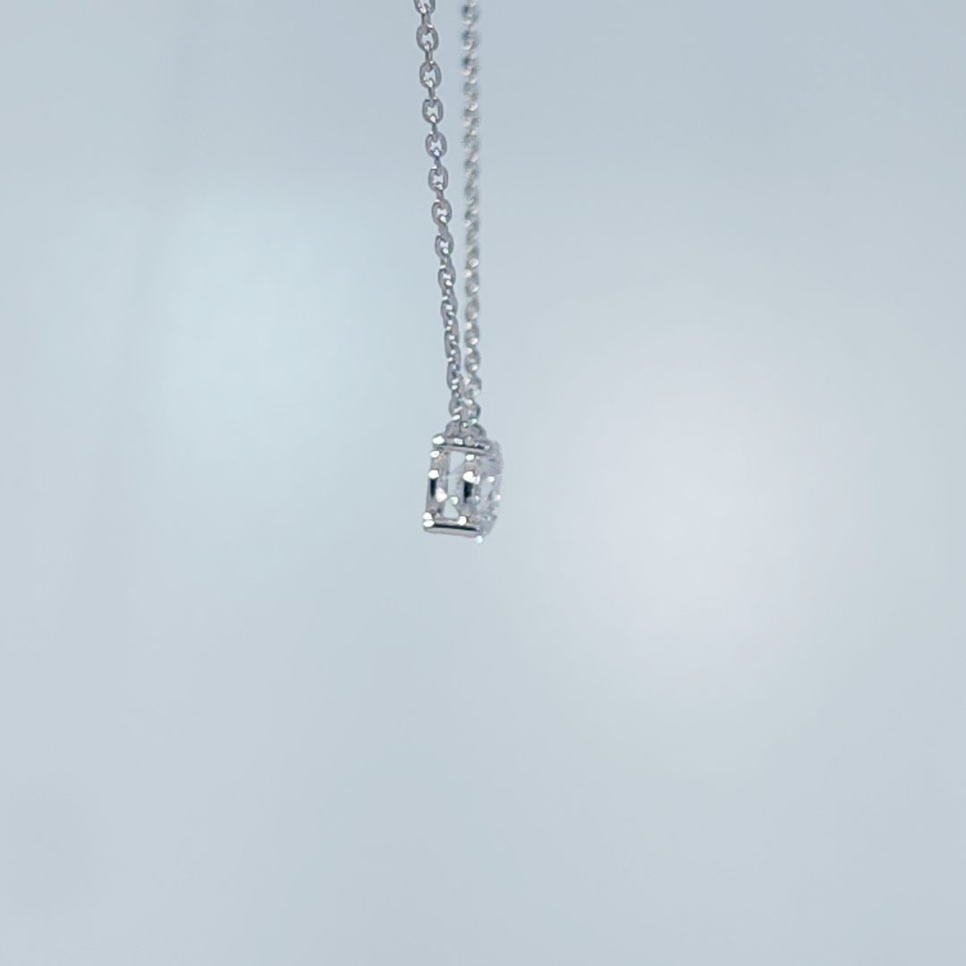 14K White Gold Necklace, set with 1 Lab Grown Diamond (1.06ct), 2.17g.