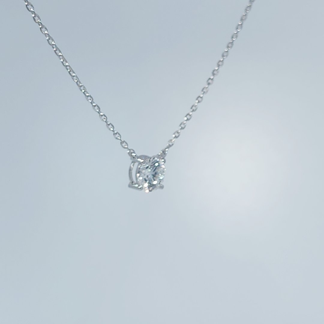 14K White Gold Necklace, set with 1 Lab Grown Diamond (1.06ct), 2.17g.