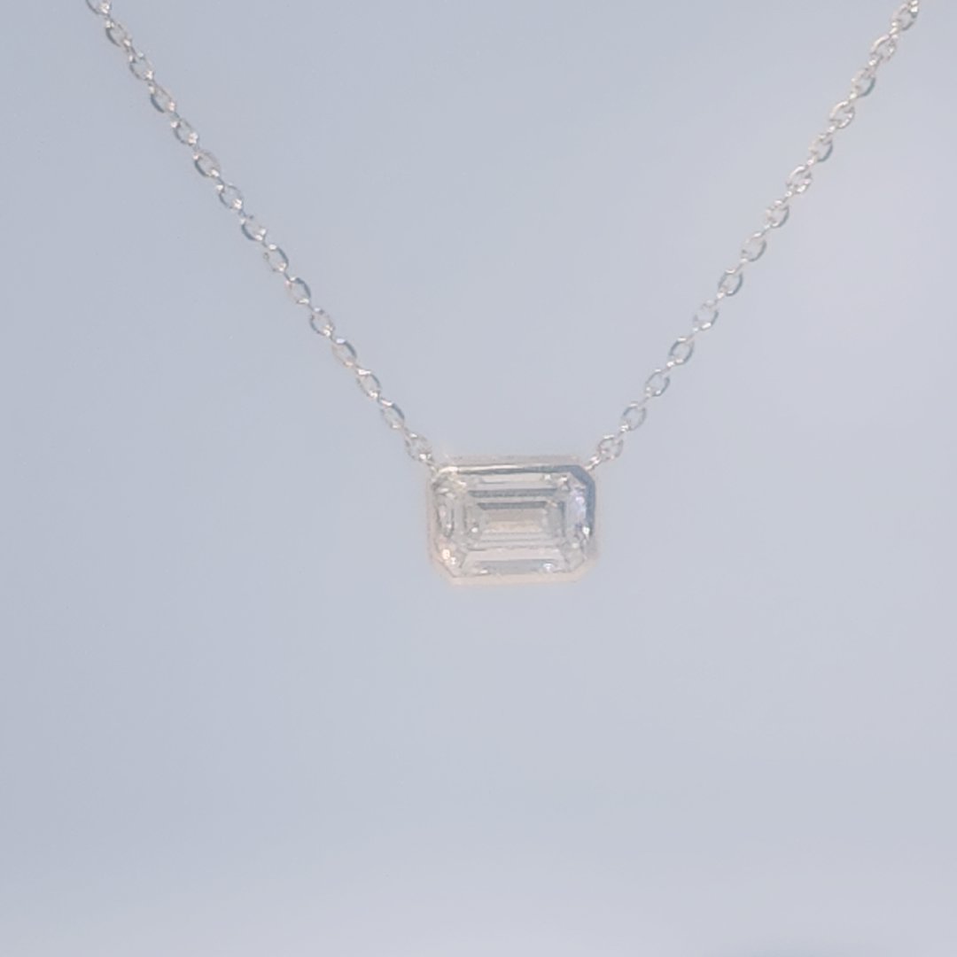 14K Yellow Gold Necklace, 1.59ct Lab Grown Diamond single stone, white metal chain, 2.63g.