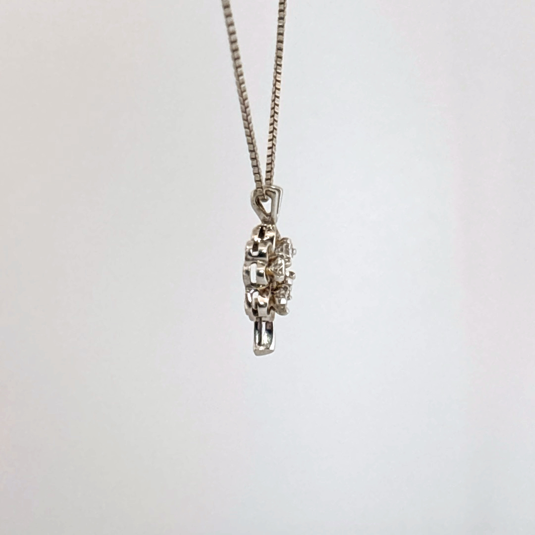 Natural Diamonds (1/4 CT), Clover Pendent Chain, 14K White Gold