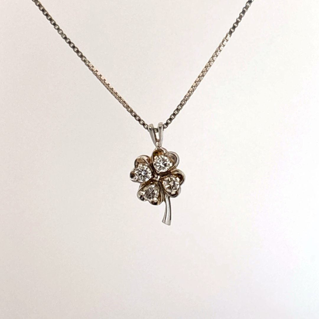 Natural Diamonds (1/4 CT), Clover Pendent Chain, 14K White Gold