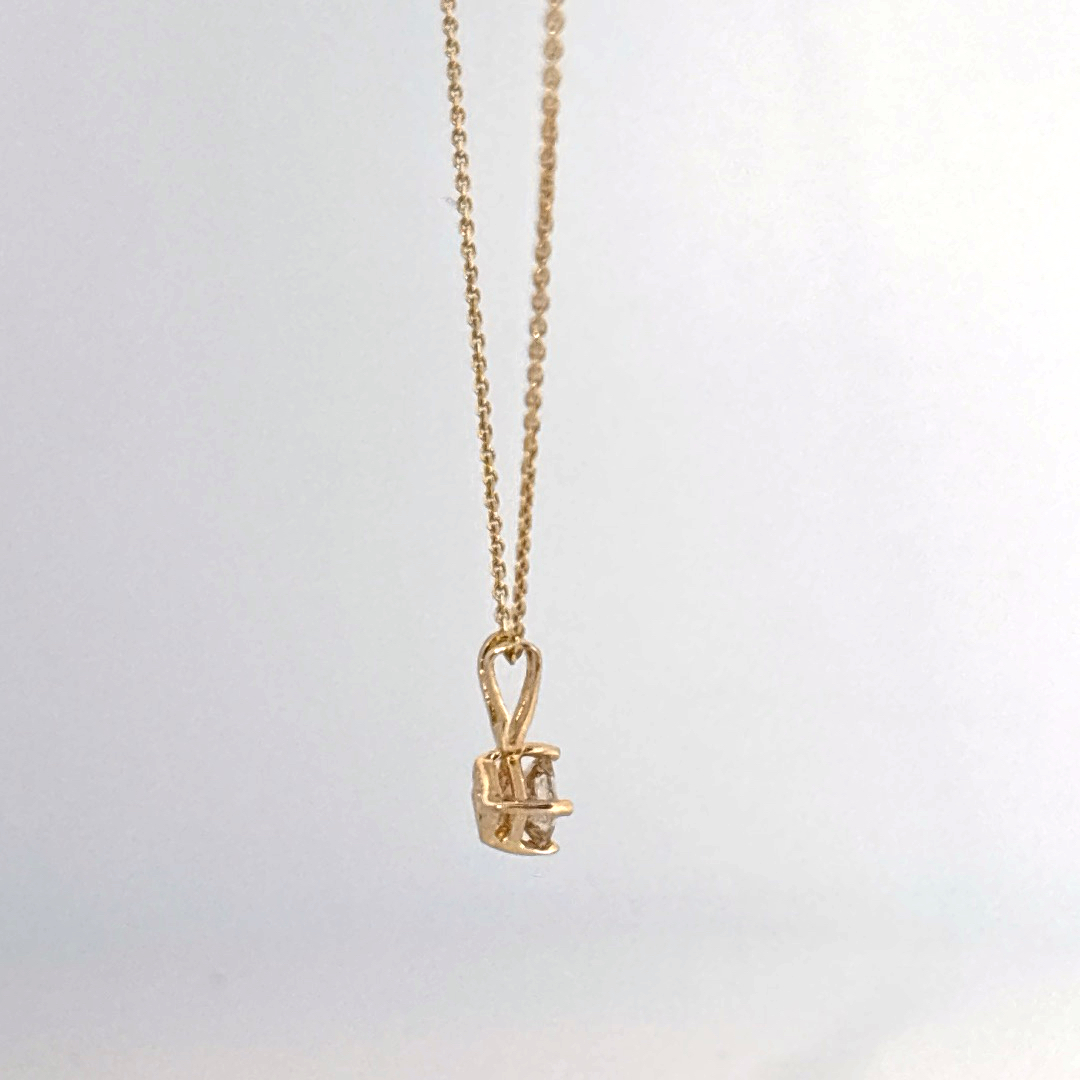 14K Yellow Gold Necklace with 1 Princess Cut Diamond (0.25ct, G, SI1) pendant.