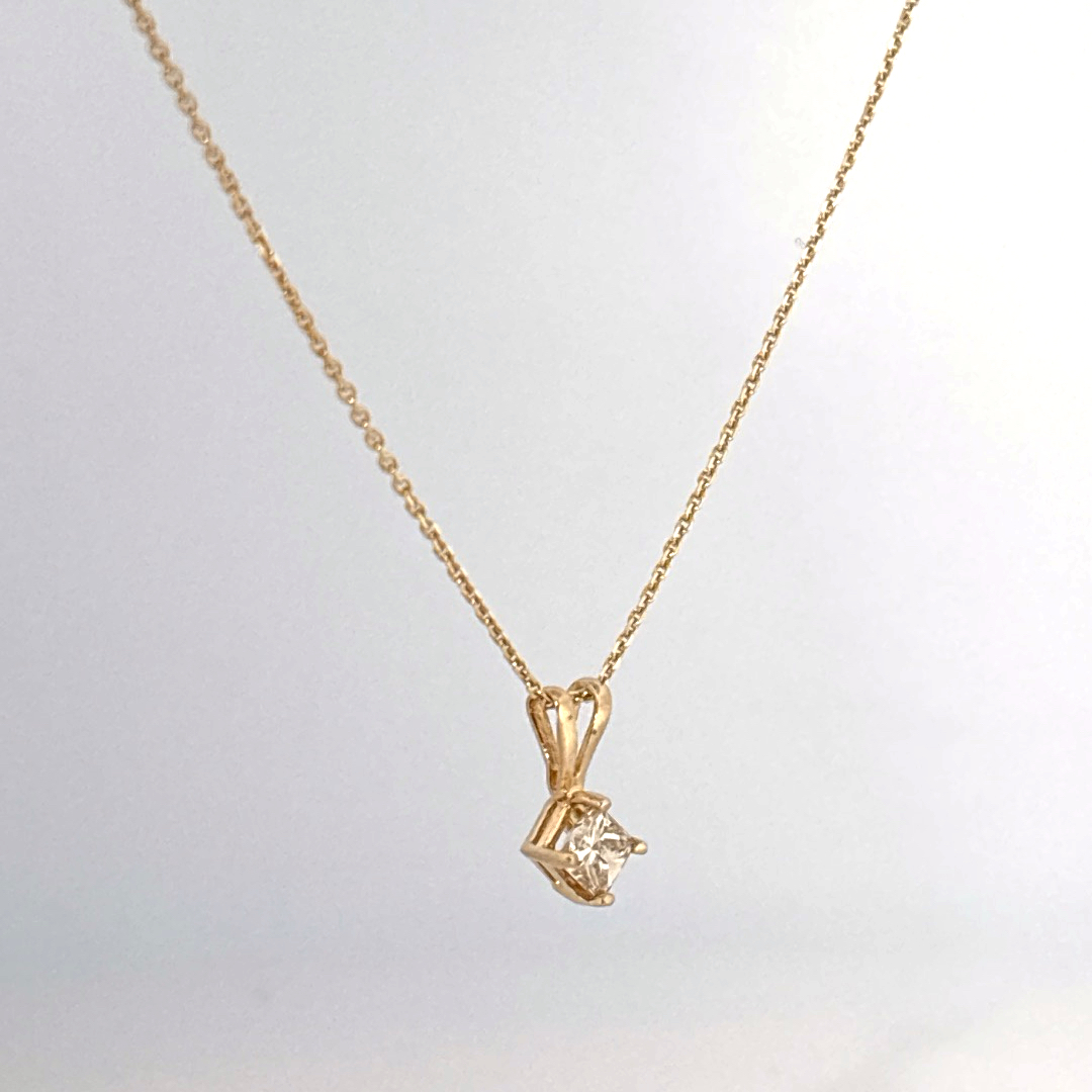 14K Yellow Gold Necklace with 1 Princess Cut Diamond (0.25ct, G, SI1) pendant.