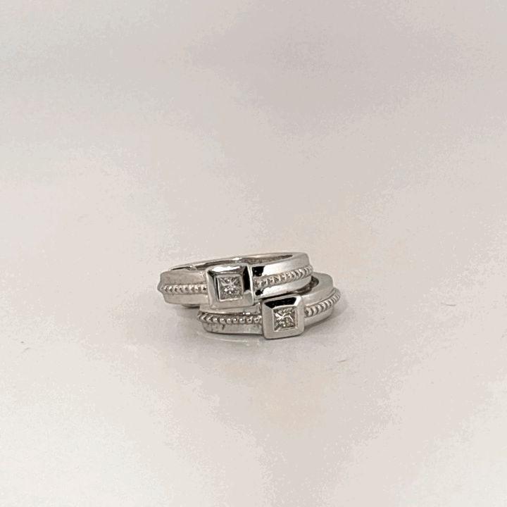 White Gold Earrings, set with Diamonds, Women's style.