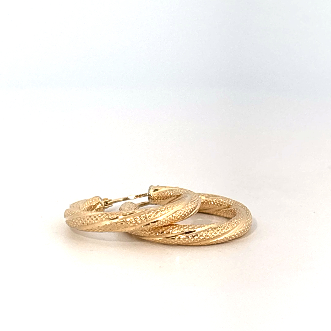 18K Yellow Gold Textured Hoop Earrings, 1.95g, Female