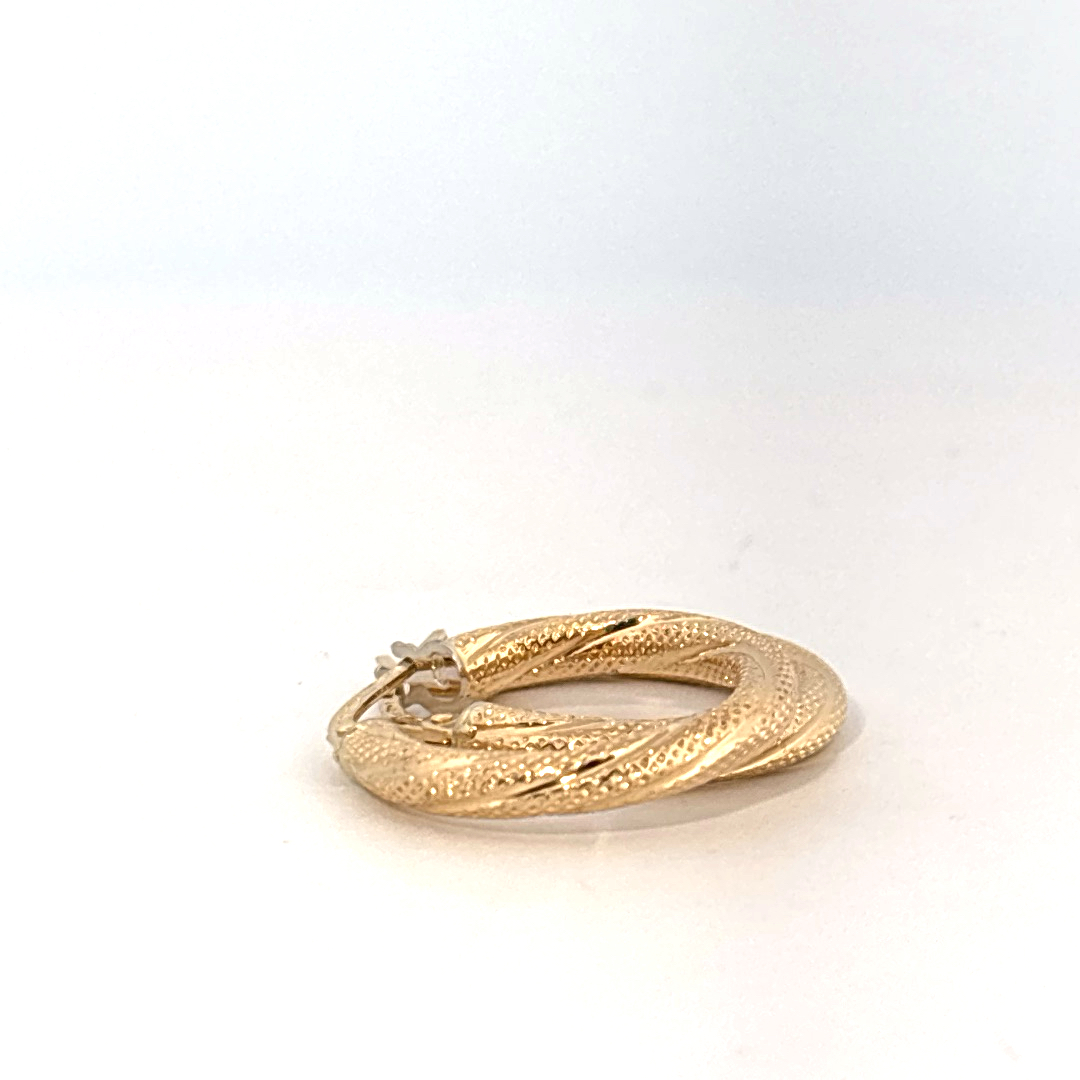 18K Yellow Gold Textured Hoop Earrings, 1.95g, Female