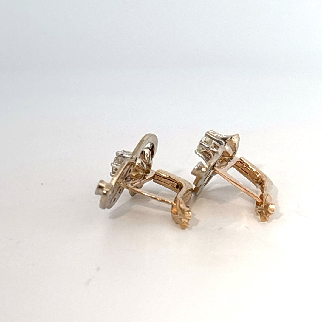14K Dual White/Yellow Gold Earrings, set with Brilliant Cut Diamonds (F, VS2), 5.43g total.