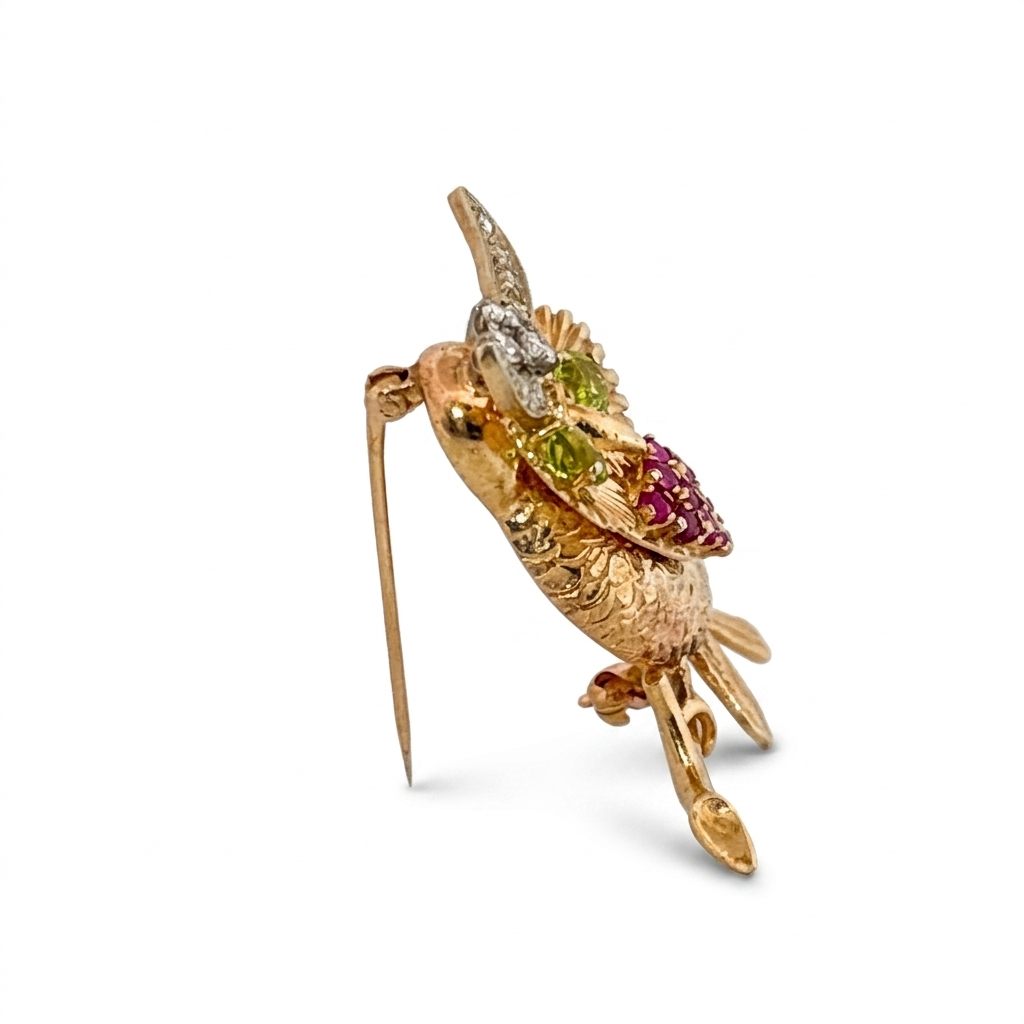 Natural Diamonds (0.45CTW H/J SI1), 9 x Natural ruby (0.23CTW), and Natural Peridot (0.72), Owl BroochMeasurements 2.200 x 2.000 x 1.370 mm, 14K Yellow Gold 10.90 G