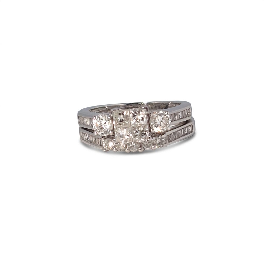 14K White Gold Ring, set with multiple round, Baguette and princess cut Diamonds, 1.5ct total, G, VS2, Size 7.