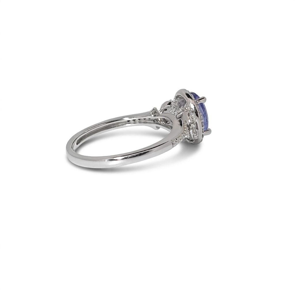 Natural Tanzanite and 0.25ct Natural Diamonds Women Ring, 10K White Gold