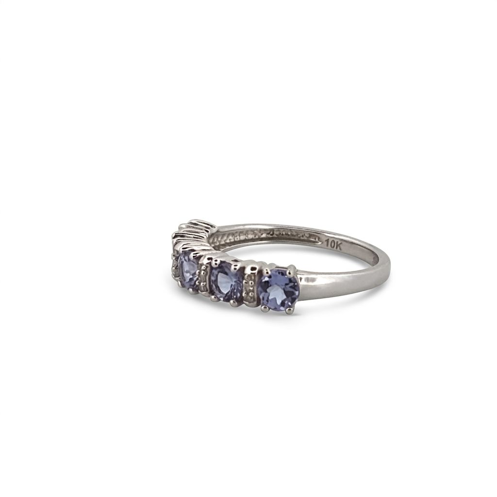 Natural Tanzanite and 0.10ct Natural Diamonds Women Ring, 10K White Gold