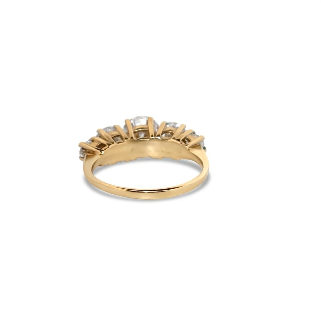 10K Yellow Gold Ring, set with 5 Moissanites, 2.6g, Size 6.