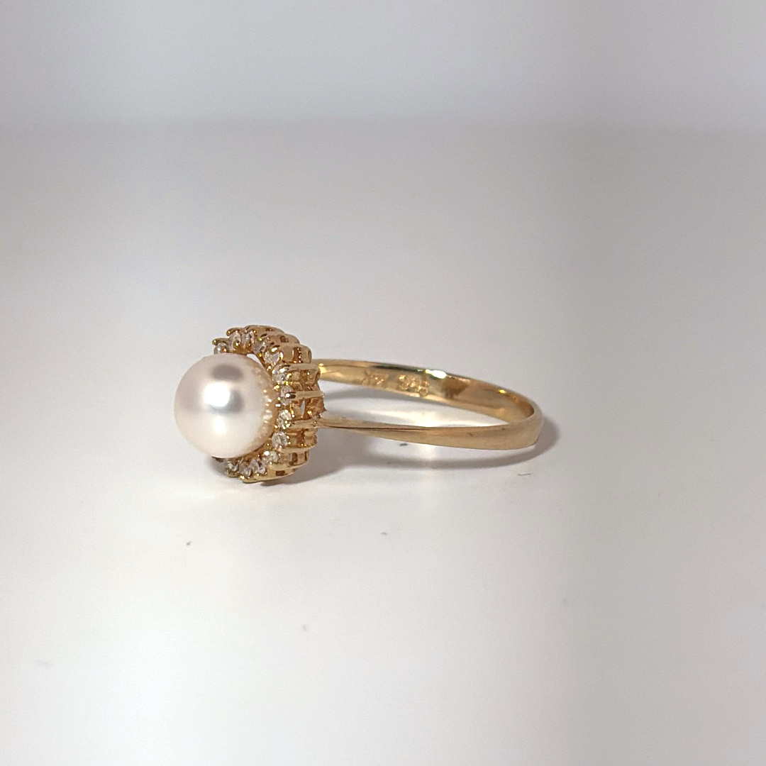 Black and white pearl Designer Ring with Nat Dia (0.10CT) Size 6.25, 14K White Gold
