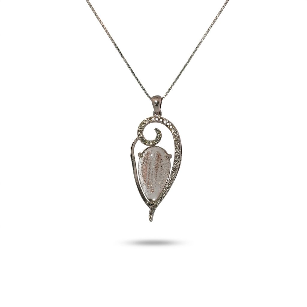 Sterling Silver Necklace with 1 Rutilated Quartz (gold rutile, 1pc) pendant.