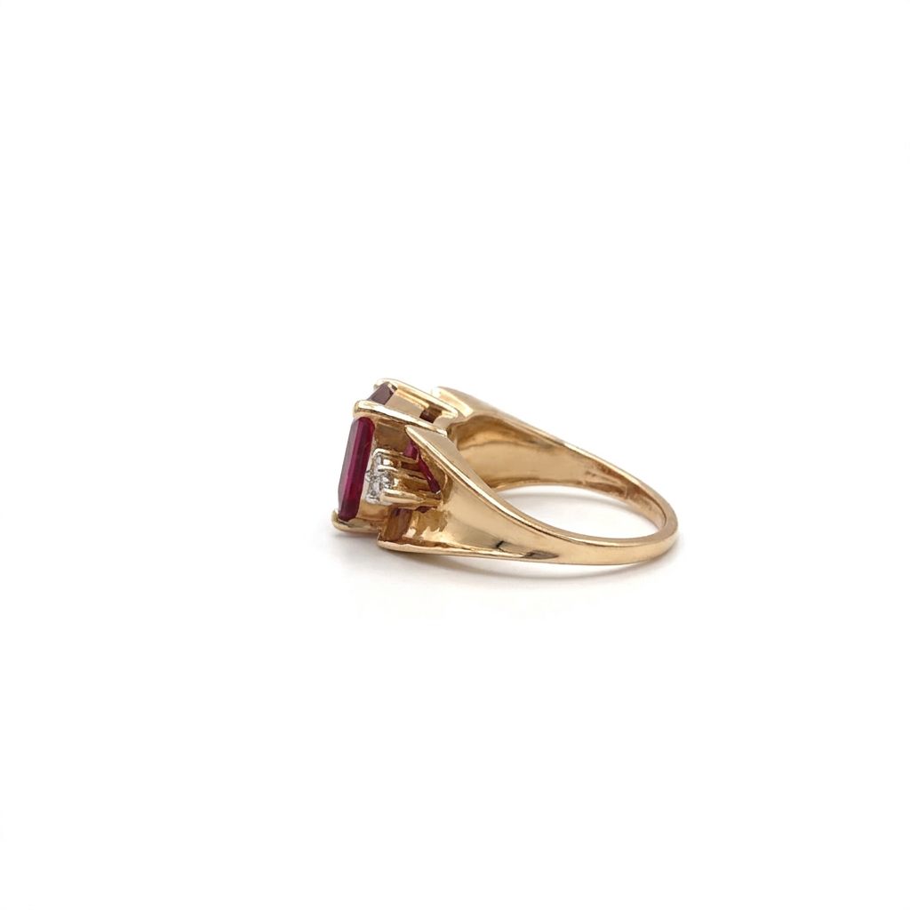Center Ruby (10x8mm 4.25CT)  ,6 x Natural Diamonds (0.03CTW), 10K Yellow Gold