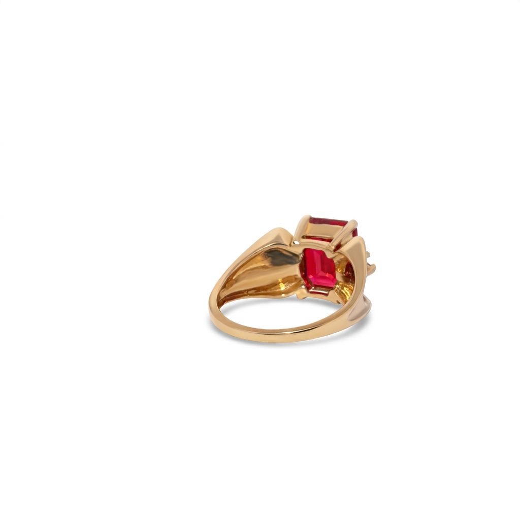 Center Ruby (10x8mm 4.25CT)  ,6 x Natural Diamonds (0.03CTW), 10K Yellow Gold
