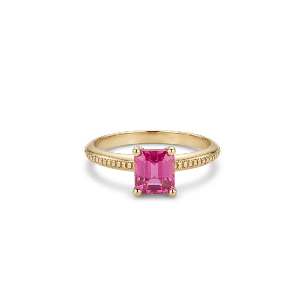 Lab Grown Pink Sapphire Solitaire Ring, mounted on 18K Yellow Gold. 4.43 Gram Total weight. GIA-6233573547