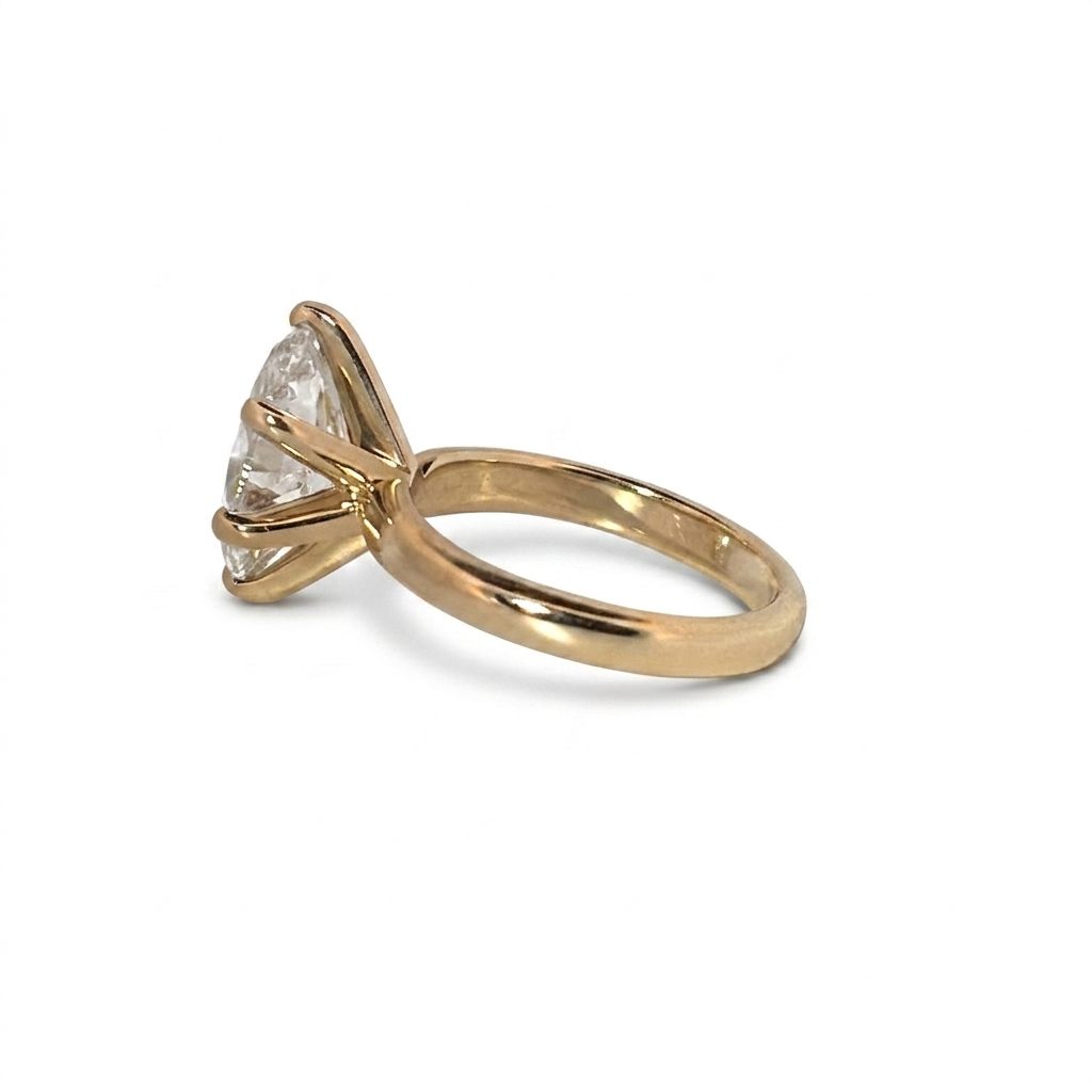 14K Yellow Gold Engagement Ring, set with 1 Lab Grown Oval Diamond (4.09ct, I, VS1), Size 7.