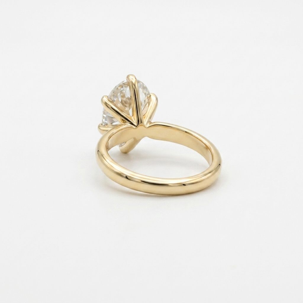 14K Yellow Gold Engagement Ring, set with 1 Lab Grown Oval Diamond (4.09ct, I, VS1), Size 7.