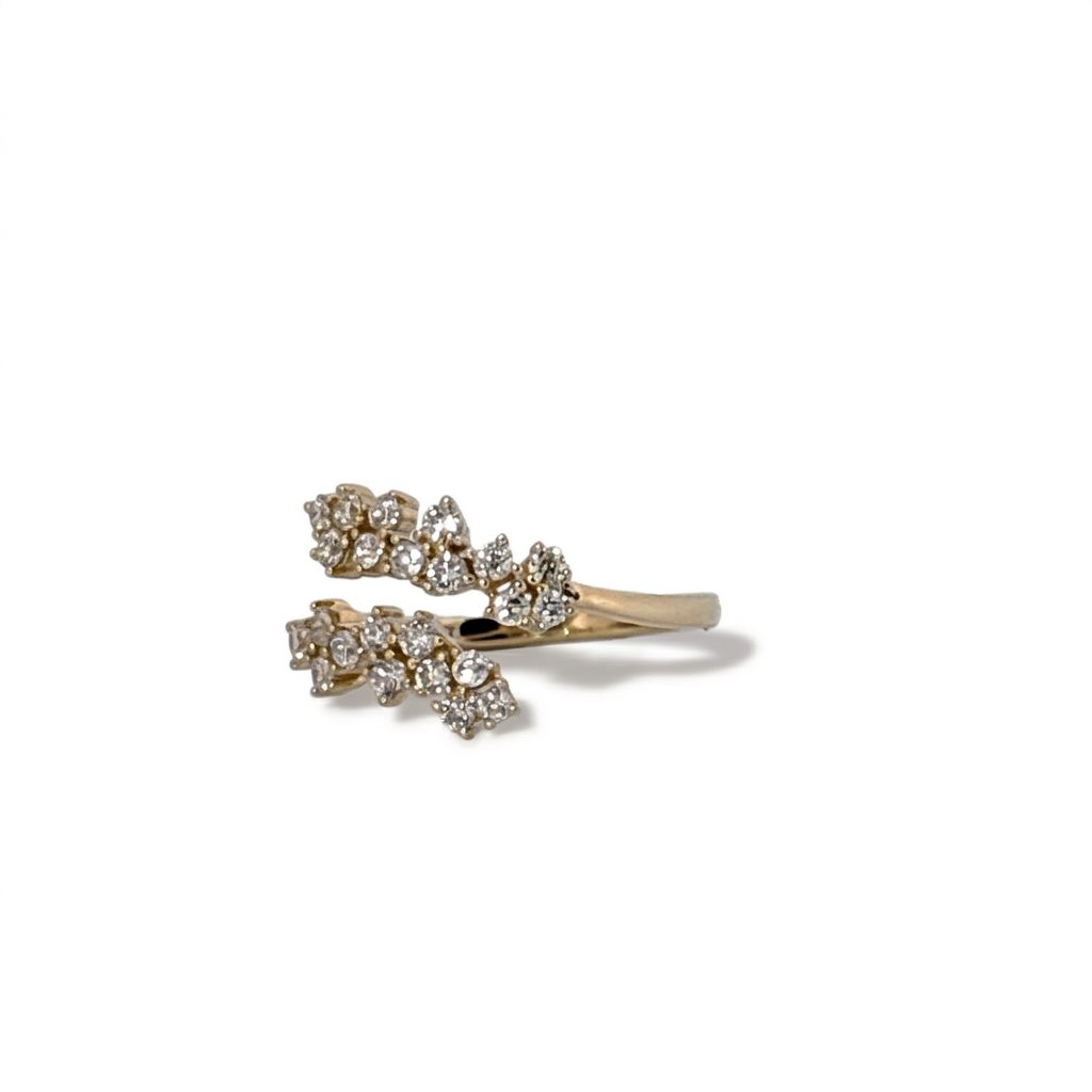 14K Yellow Gold Women's Ring, set with 23 Round Diamonds totaling 0.50ct, F color, VS1 clarity, Size 6.5.