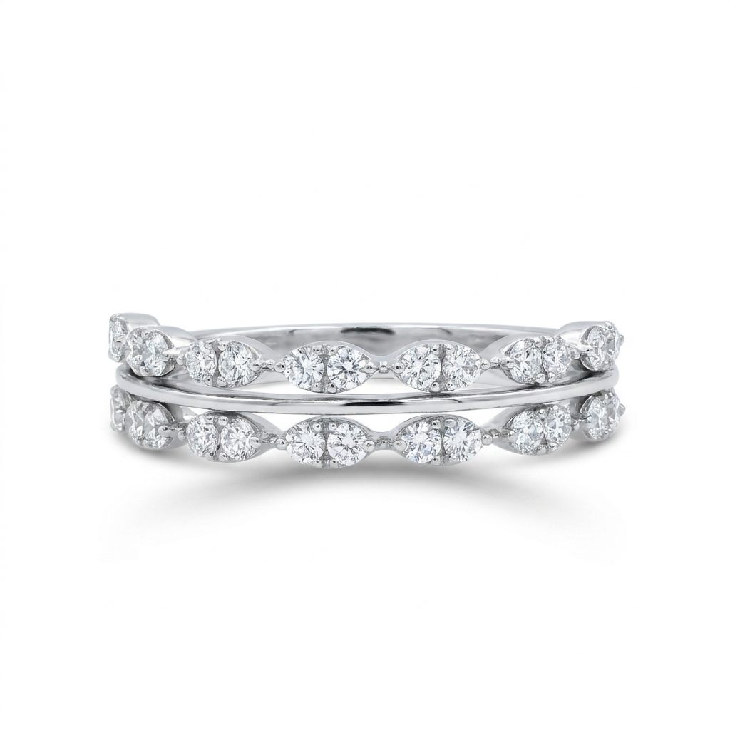 14K White Gold Ring, set with 28 Round Diamonds total 0.50ct, F, VVS1, Size 7.