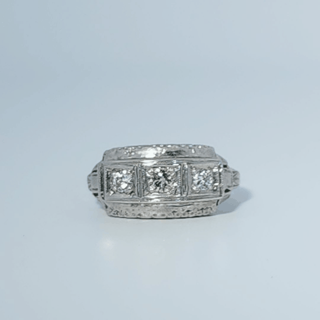 Vintage Art Deco, Natural Diamonds GH VS1(0.18CTW)