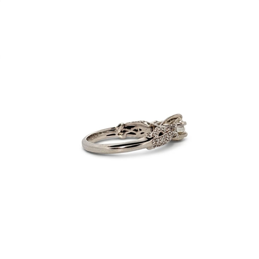 0.88ct Natural Diamonds with 0.54ct E/VVS2 Round Brilliant Cut Center, Women Rings, 18K White Gold