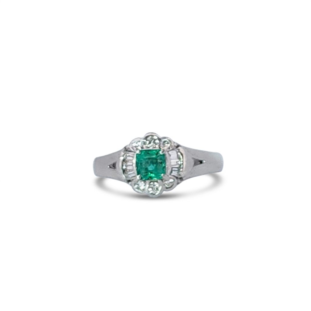 0.17ct Natural Diamonds and 0.24ct Nat Emerald, Women Ring, Platinum 900