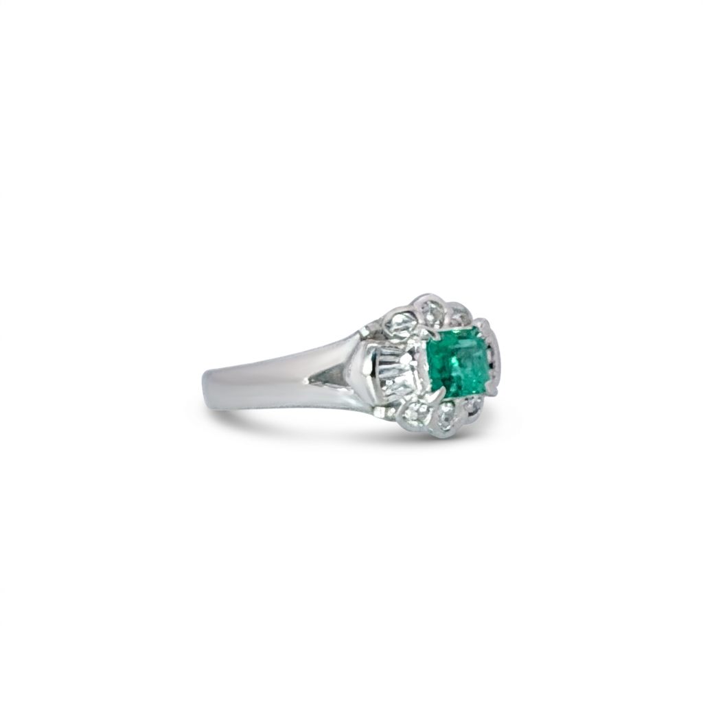 0.17ct Natural Diamonds and 0.24ct Nat Emerald, Women Ring, Platinum 900